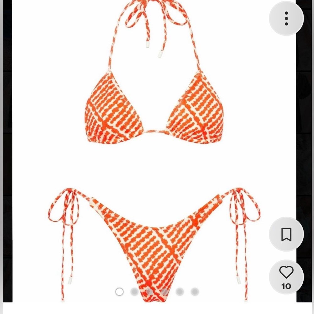 DO NOT BUY!! If anyone is selling this bikini size small please let me know!!